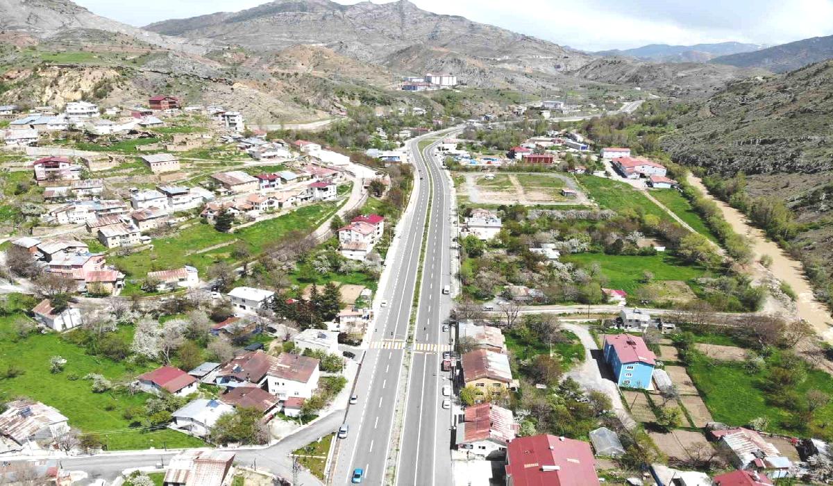 Gümüşhane’nin 3 bin seçmenli Tekke beldesinde 11 adaylı seçim yarışı