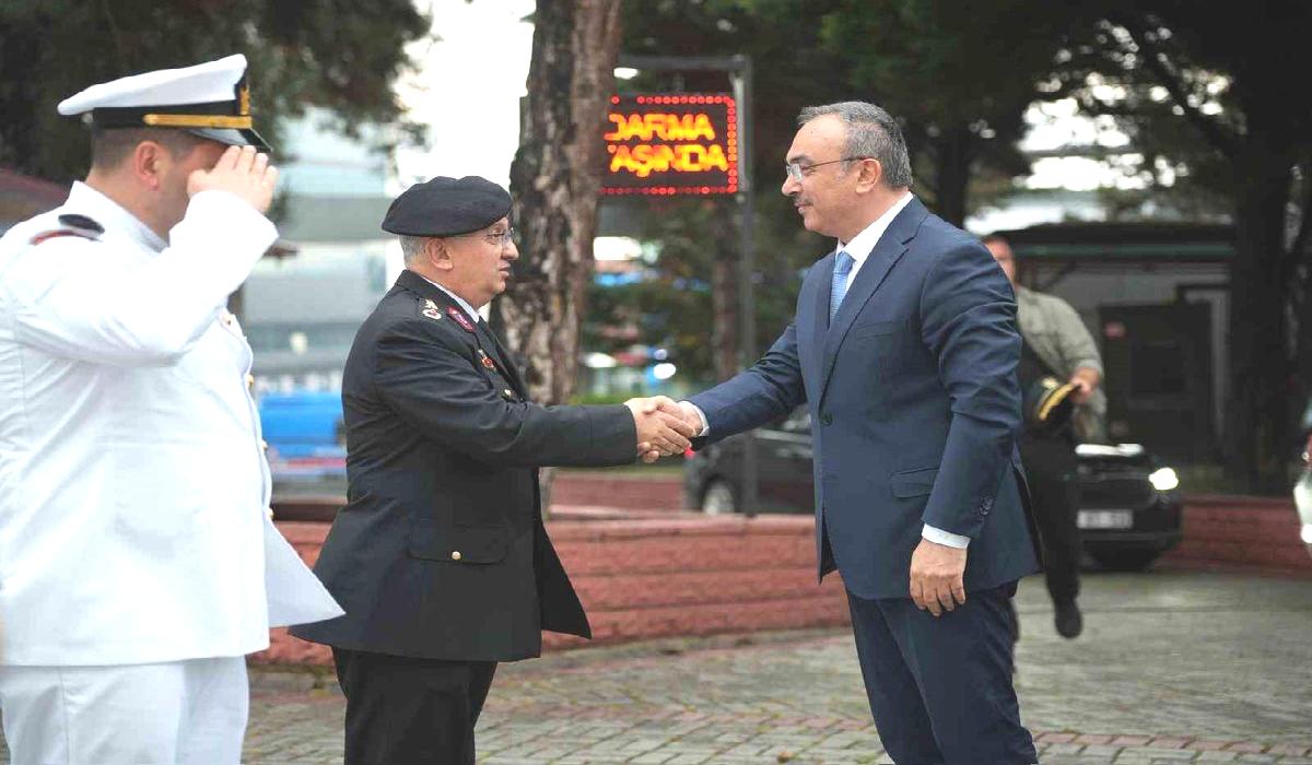 Vali Soytürk’ten Jandarma’ya Bayram Ziyareti