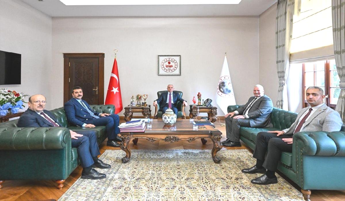 Vali Turan, Tapu ve Kadastro Teşkilatı’nın 179. Yıl Dönümünü Kutladı