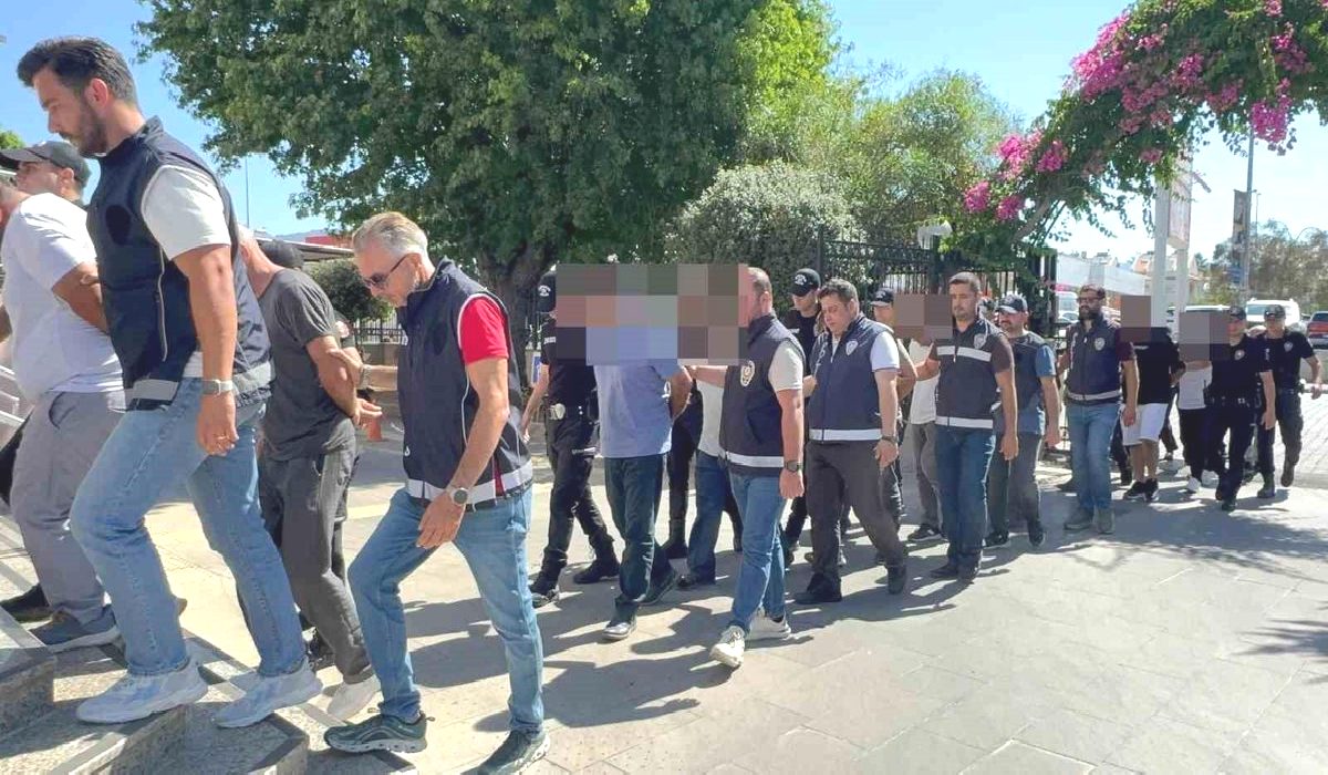 Fethiye’de Göçmen Kaçakçılığı Operasyonu: 9 Tutuklama