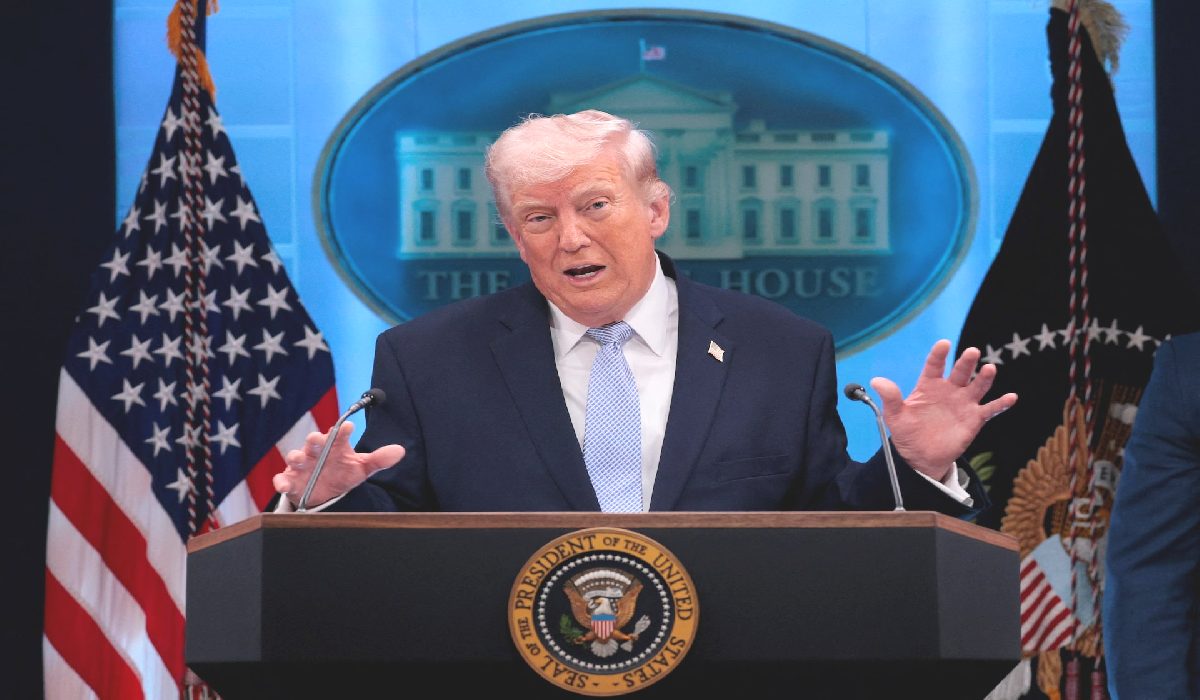 Trump’tan Avrupa ülkelerine yüzde 100 gümrük vergisi tehdidi