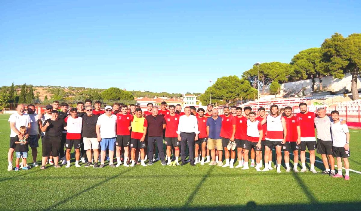 Başkan Ergin’den Ayvalık gücü Belediyespor’a moral ziyareti