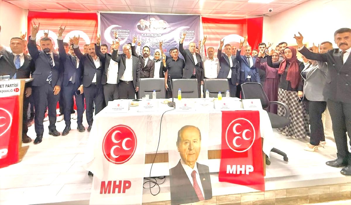 MHP Güçlükonak’ta Nedim Aktuğ Yeniden Başkan