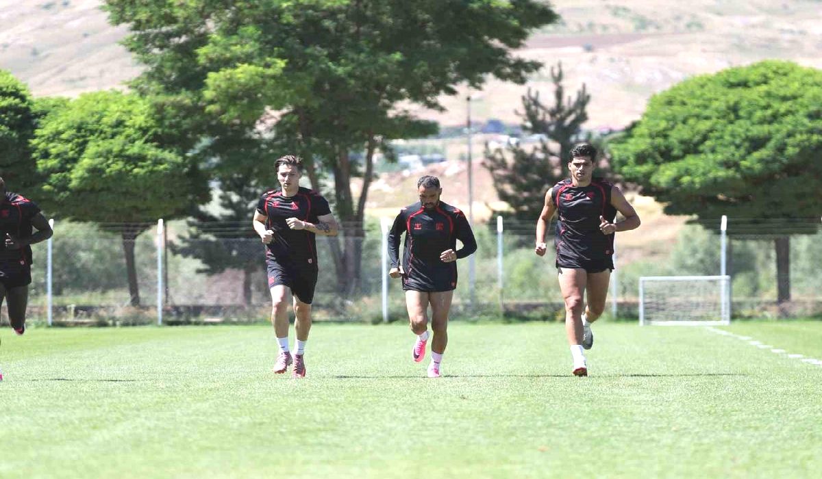 Sivasspor’un Yeni Sezon Hazırlığı Devam Ediyor