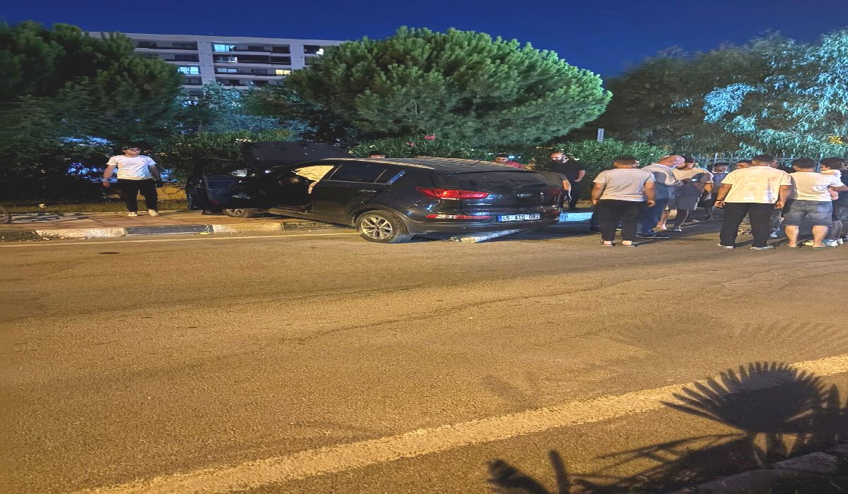 Yunusemre’de Kavşak Kazası: 4 Yaralı