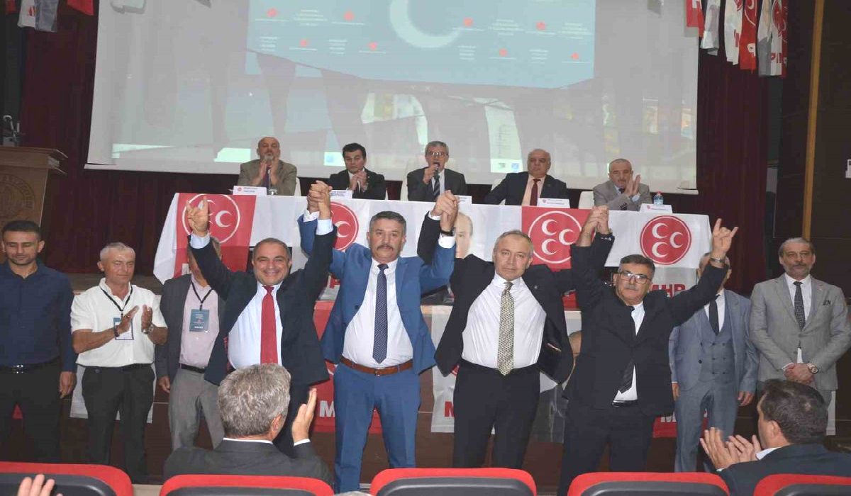 Kırkağaç MHP’de Muammer Aydın dönemi