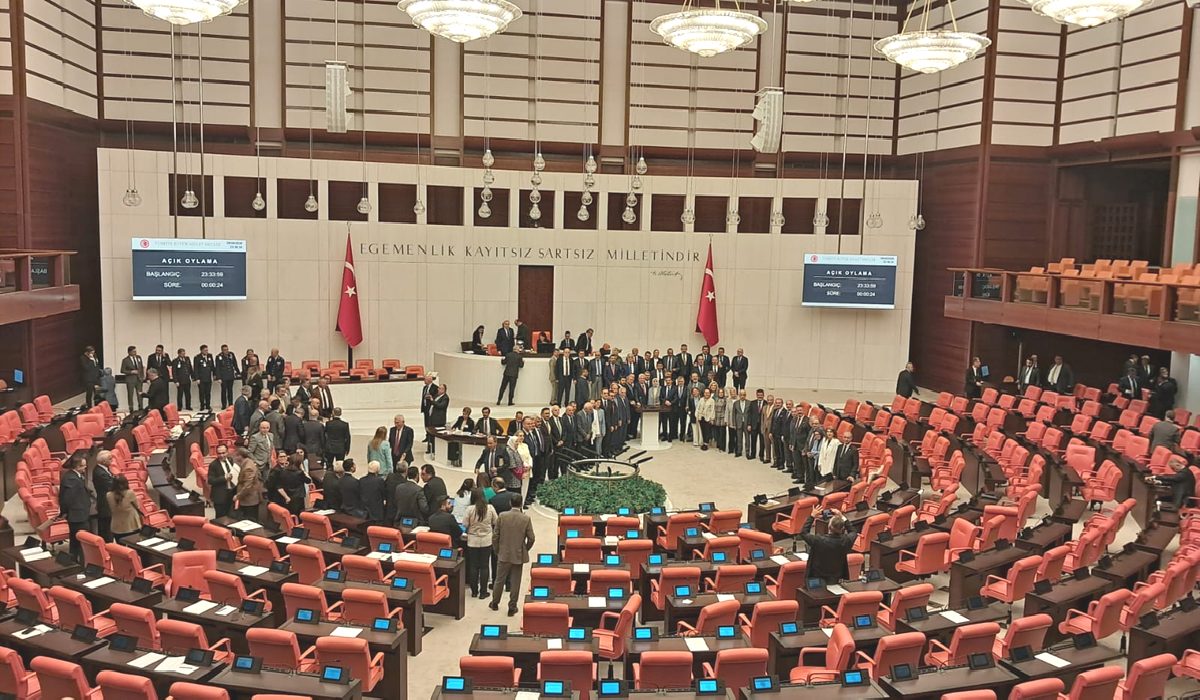 Şehit ve Gazi Hakları Yasası Meclis’ten Geçti